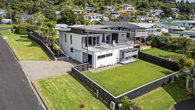 2 Bay View Terrace Tairua_2