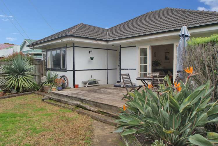 208 Captain Springs Road Onehunga_0