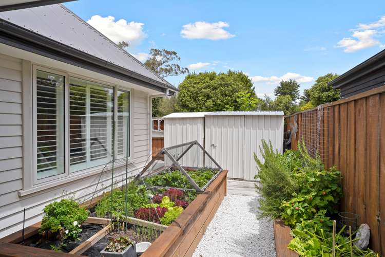 97d Englefield Road Northwood_33