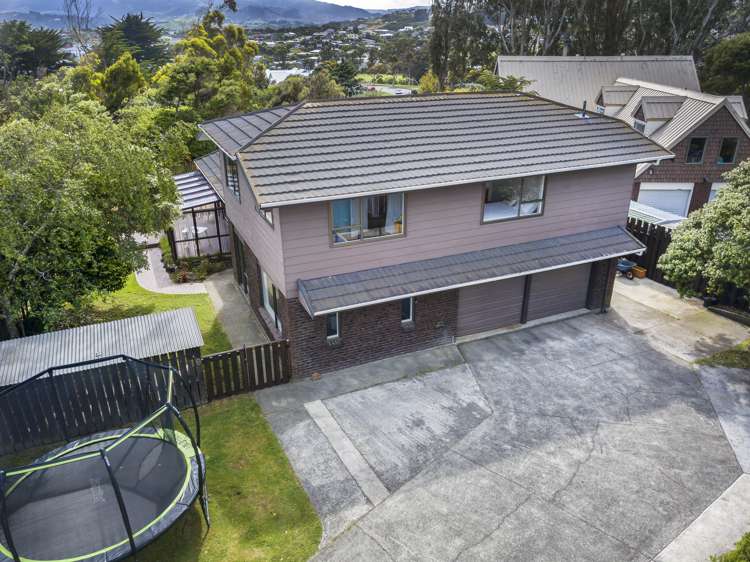 19 Longitude Place Whitby_19