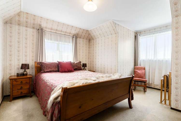 2/1 Trias Road Totara Vale_9