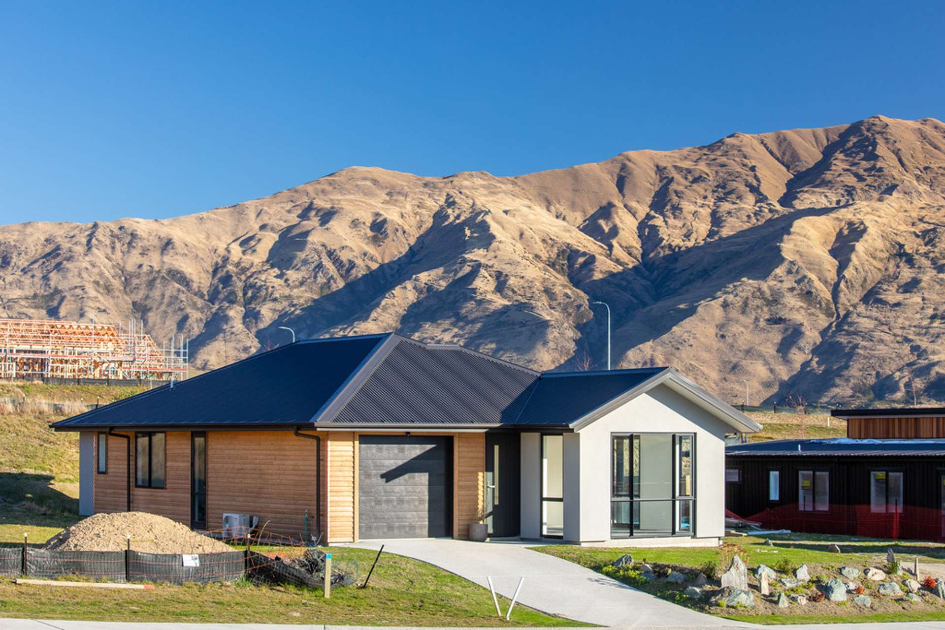 227 Aubrey Road Wanaka_0