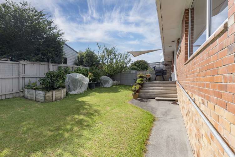 12a Mersey Place New Windsor_5