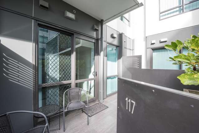117/2 Dockside Lane Auckland Central_1