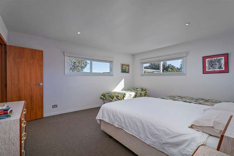 111 Kauri Crescent Matarangi_18