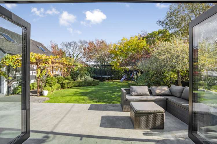 106 Barton Avenue Heretaunga_5