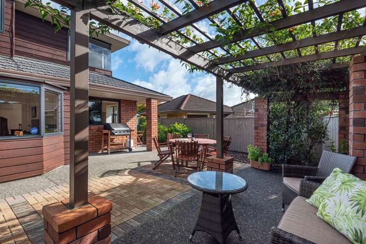 1 La Roche Place Northcote_3