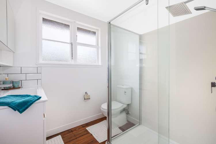 3 Mitchell Grove Porirua East_16