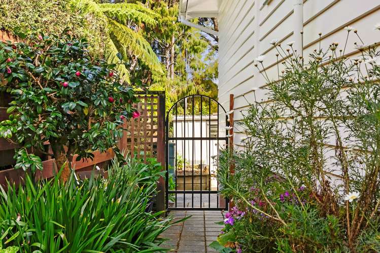 4 Freemans Way Pinehaven_25