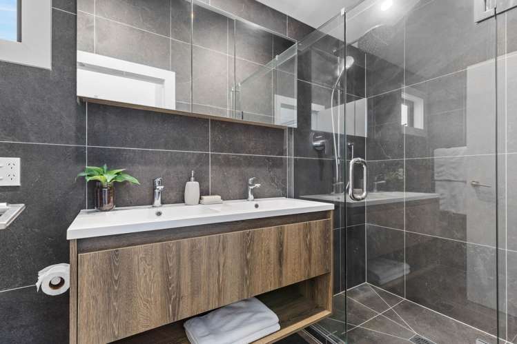 7/100 Walker Road Point Chevalier_23