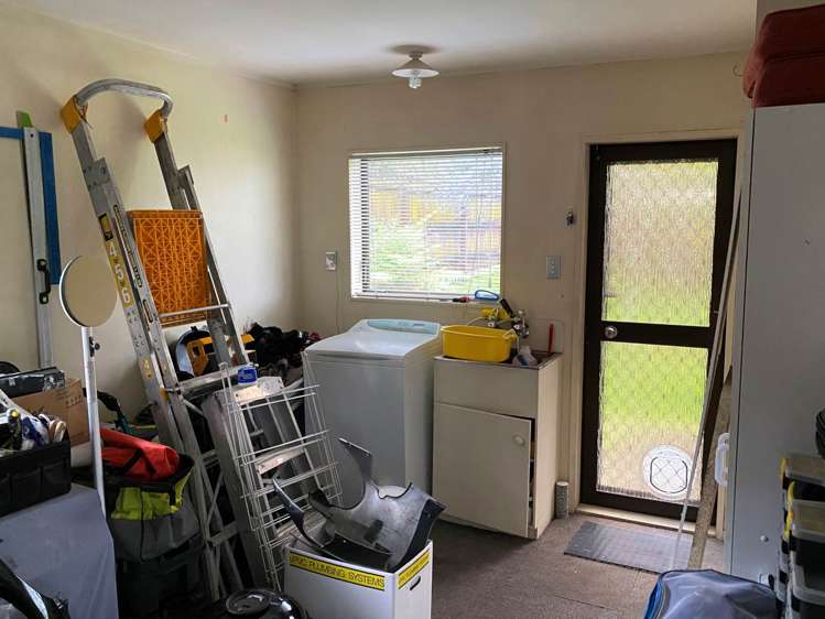 2/4 Monaco Place Mount Wellington_7