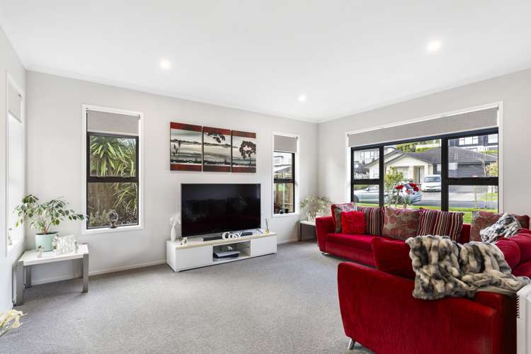 52 Colonial Drive Silverdale_5