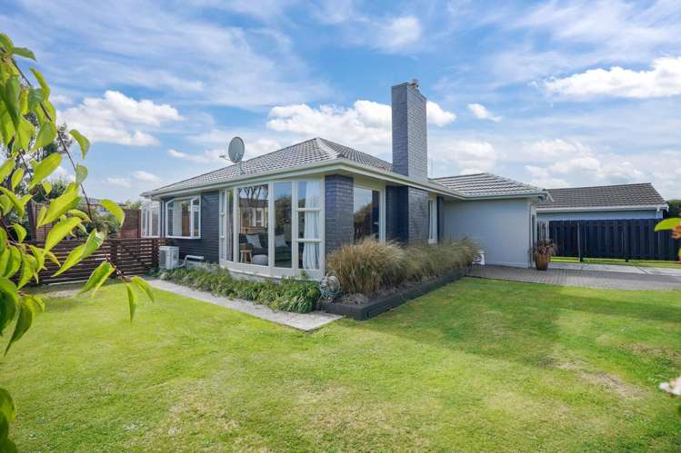 28 Cruickshank Crescent Rosedale_2