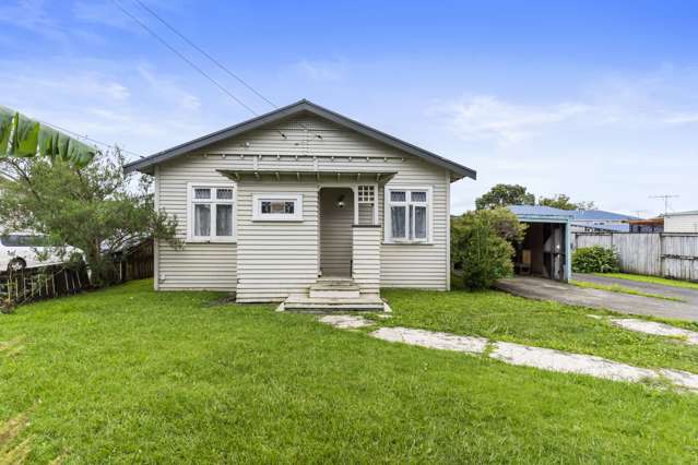 8 Berkeley Road Manurewa_1