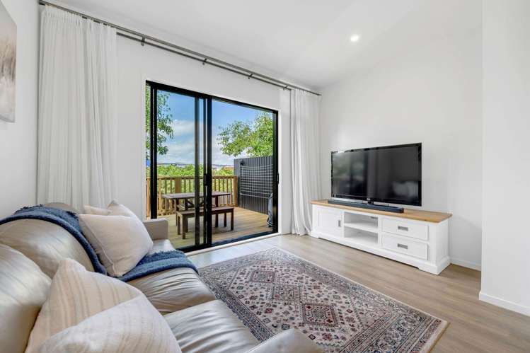 27/47A Huntington Drive Huntington Park_6