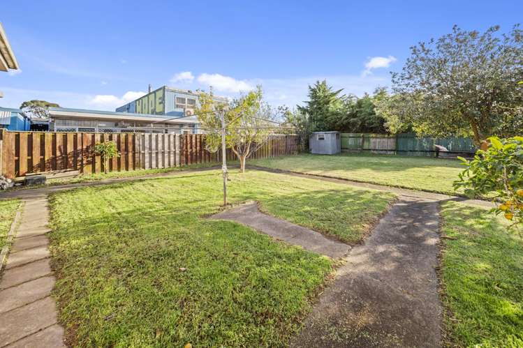 5/4 Graeme Avenue Mangere East_10