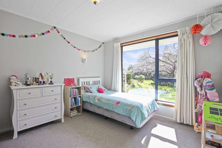 549 Robinsons Road Rolleston_9