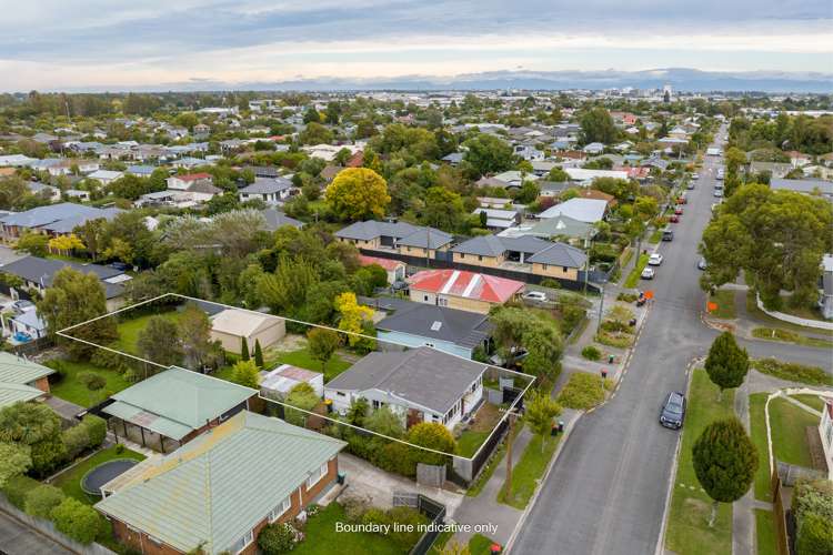 92 Wildberry Street Woolston_17