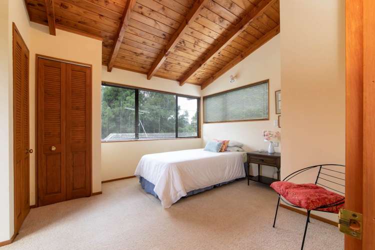 2a Kauri Point Road Laingholm_11