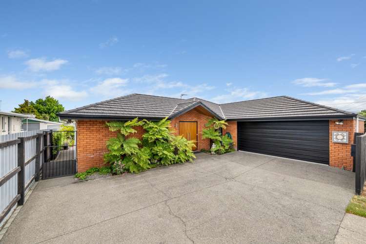 44 Cleghorn Street Redwoodtown_26