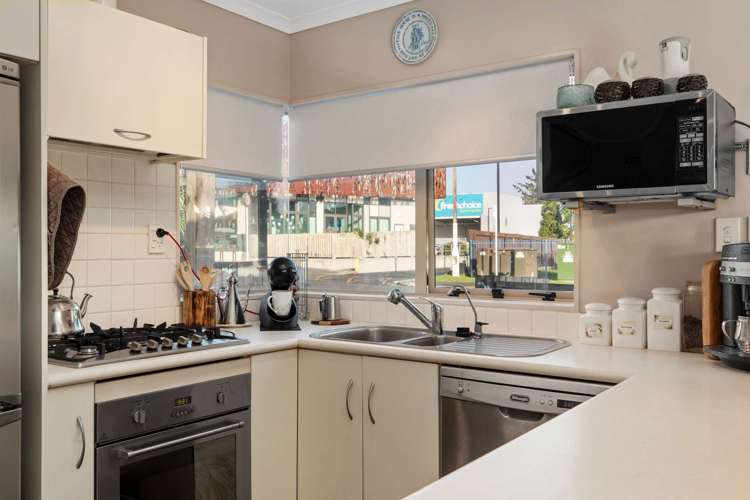 54 Armada Drive Ranui_10