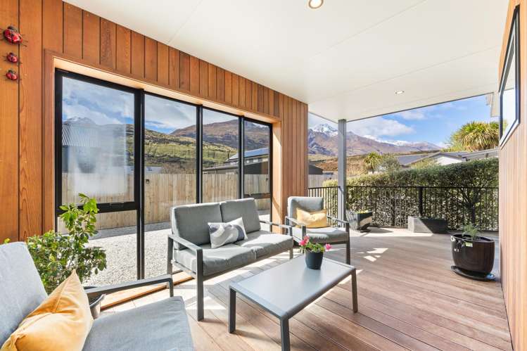 50 Coll Street Glenorchy_15