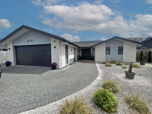 Effortless luxury living in Rangatira Park