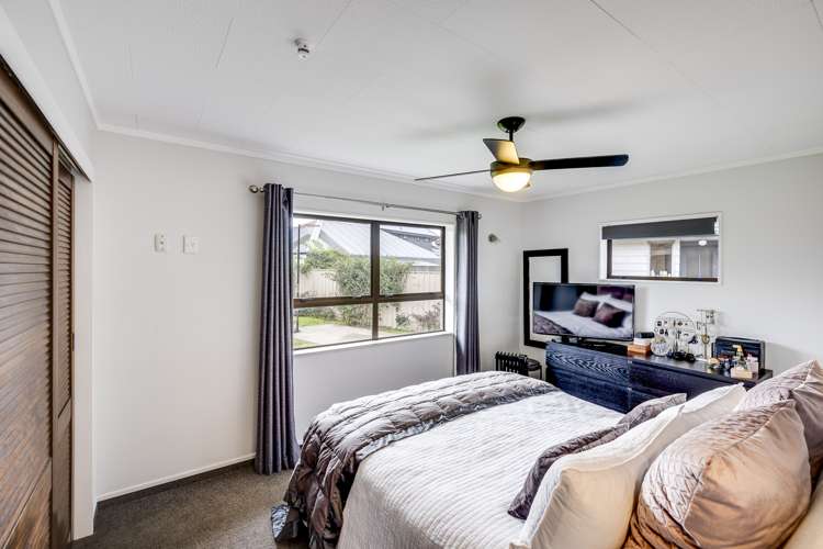 4 Hetley Crescent Taradale_8