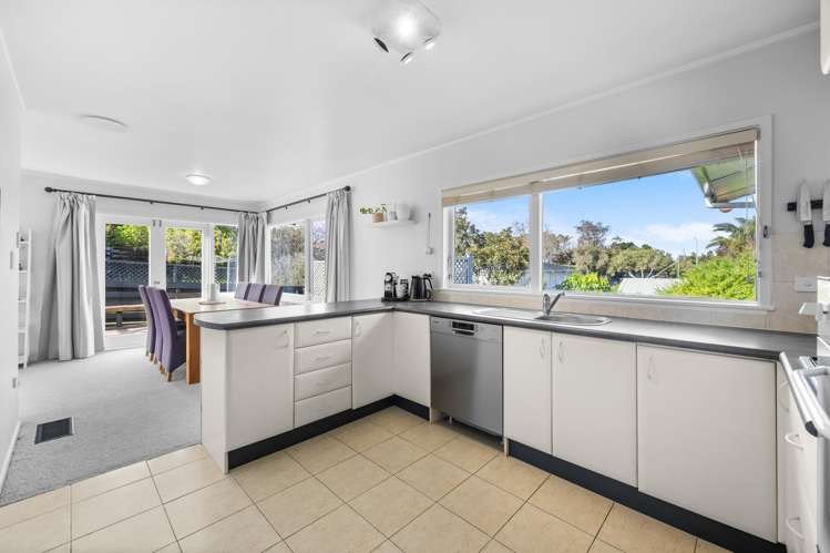 9 Tyrian Close Half Moon Bay_10