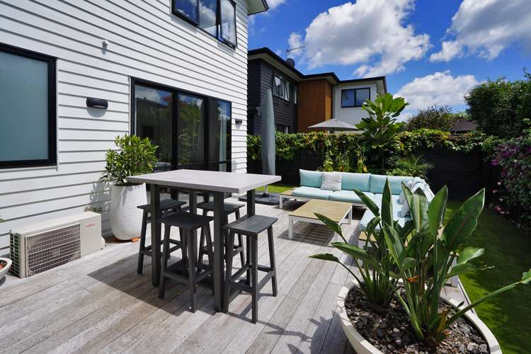 2/60 Queenwood Avenue Queenwood_16