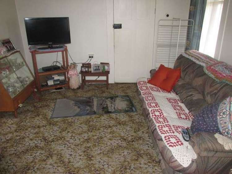 15 Walsh Street Reefton_13