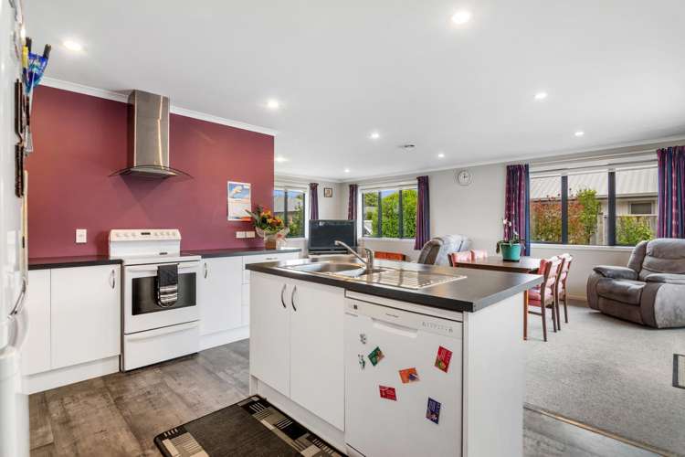 17 Hammill Grove Stoke_14