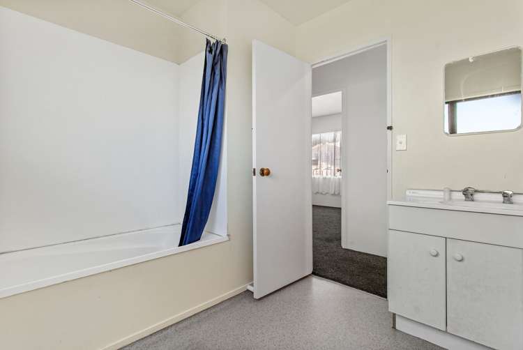 2/27 Aeronautic Road Takanini_11