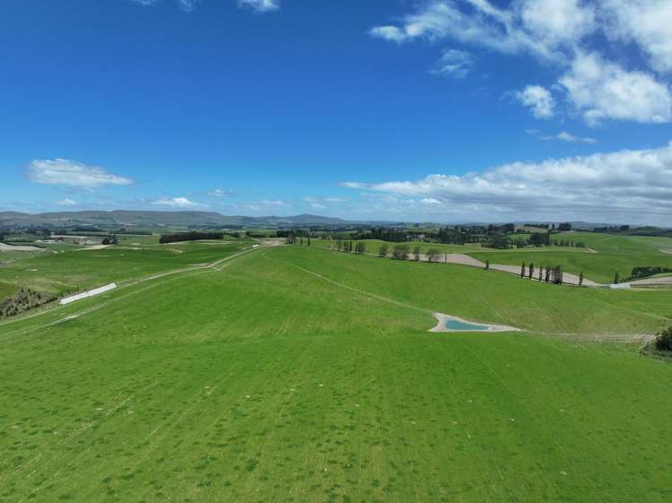 264 Dumfries Road, Taumata Clinton_1