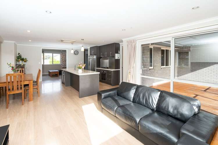 15 Sirius Crescent Rototuna North_9