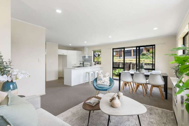 18 Regents Park Place Westgate_11