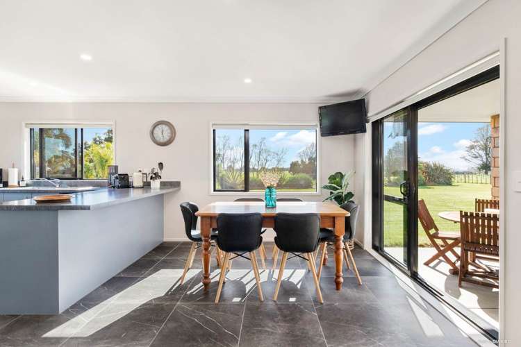 24 Seagrove Road Waiau Pa_4