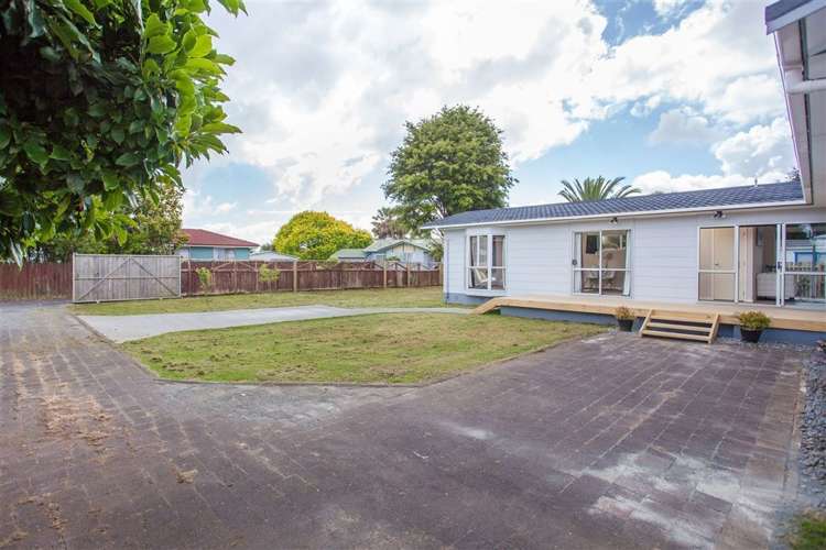 18 Hinerau Street Henderson_16