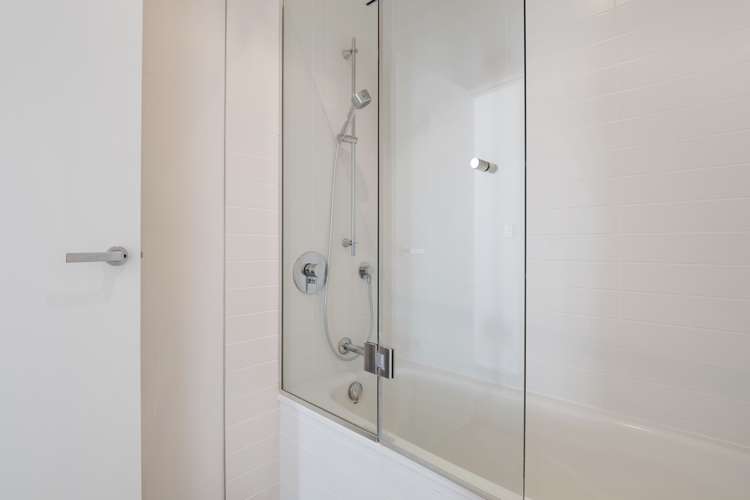 2003/3 Northcroft Street Takapuna_17