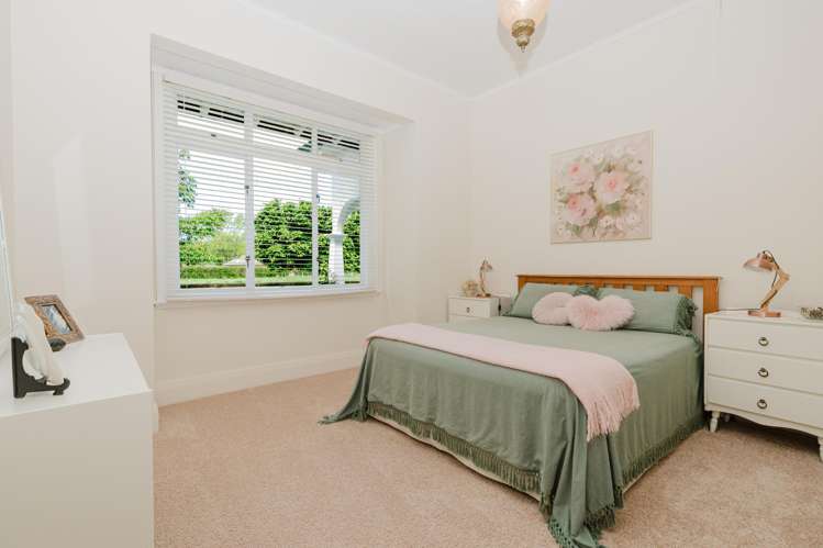 292 Racecourse Road Cambridge_17