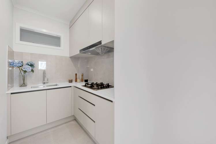 12 Rathfarnham Road Flat Bush_16