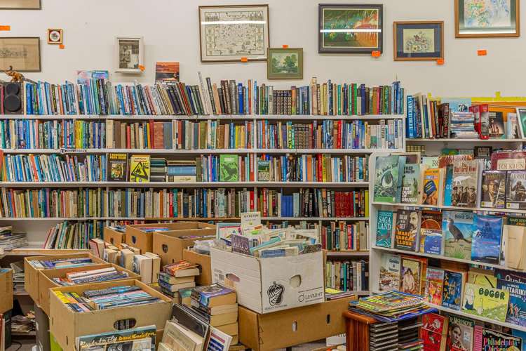 20-22 High Street Picton_17