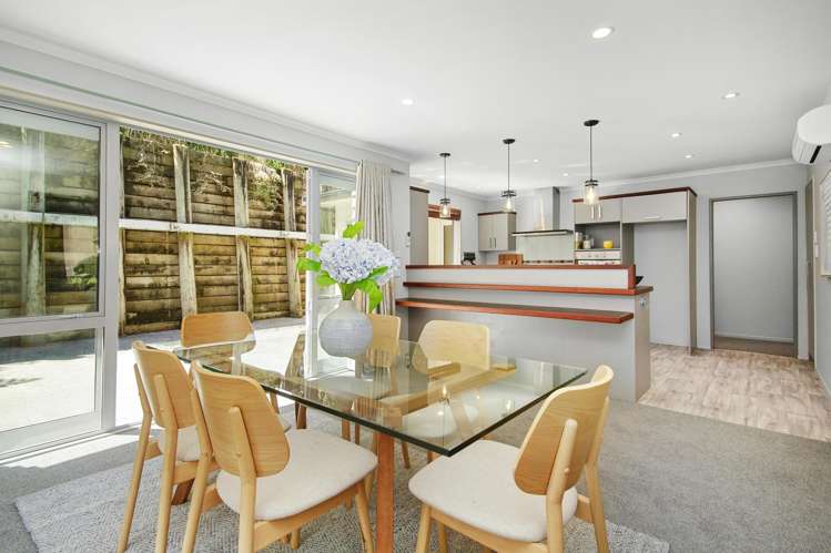 16 Westwood Road Tawa_6