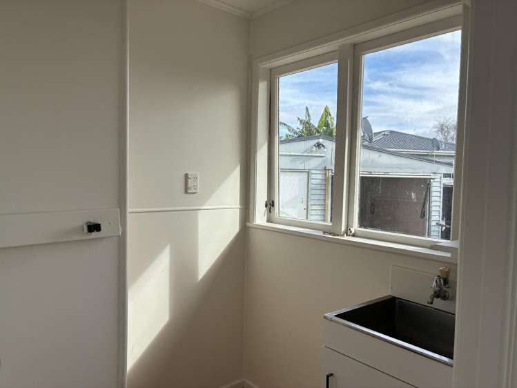 14 Beeston Cres 10686_10
