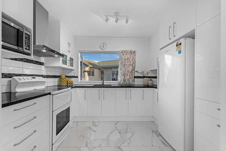 174 Burswood Drive Pakuranga Heights_14