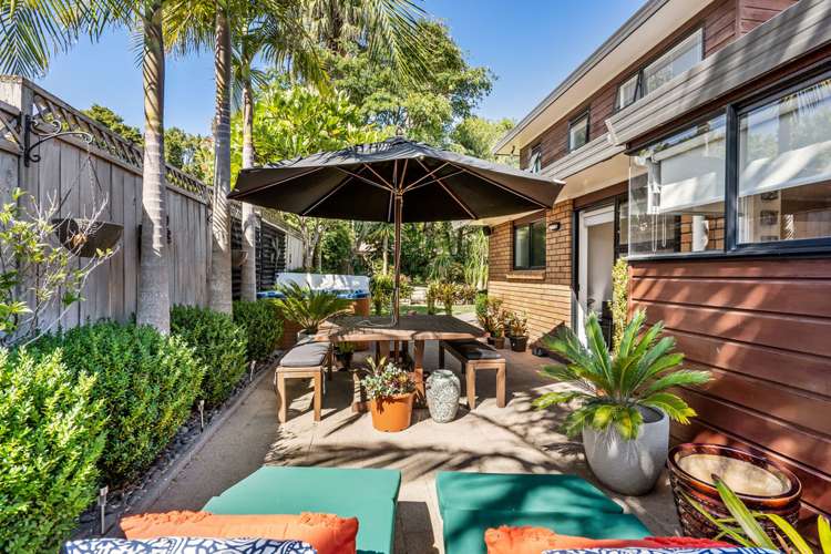 25 Kuripaka Crescent The Gardens_8