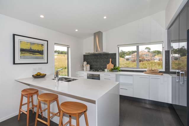 7 Bale Way Pukekohe_1