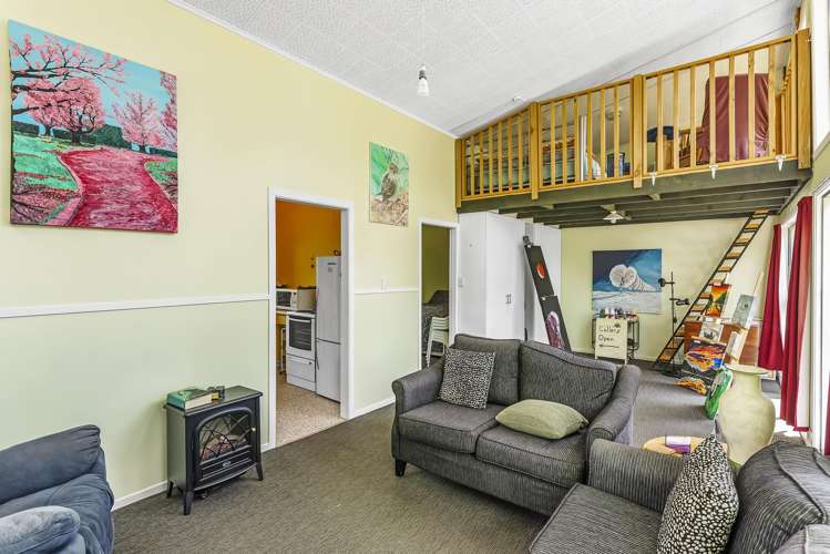 41 Queens Road Waikanae Beach_12