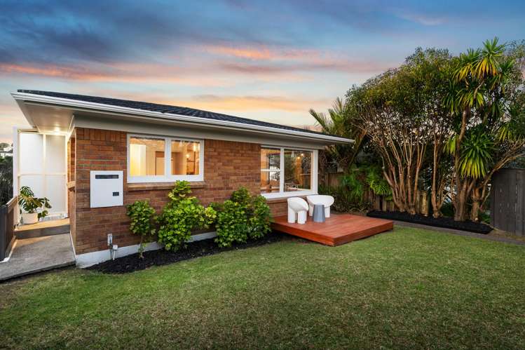 1/42 Girrahween Drive Totara Vale_6