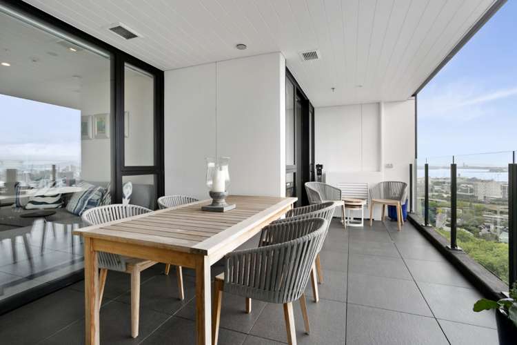 1903/8 Hereford Street Freemans Bay_2